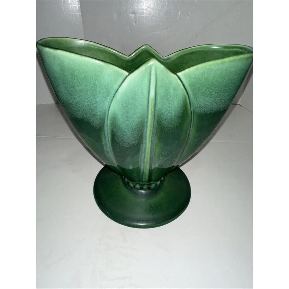 Amazing MCM Royal HAEGER - Art Deco TULIP FAN VASE GREEN Flower-Ware R1523